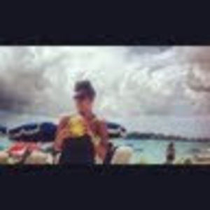 Meet your Posher, Akilah